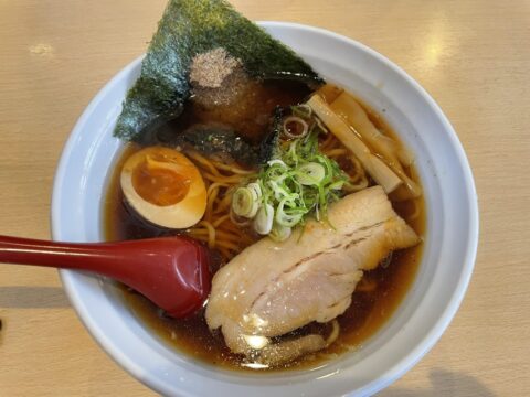 Soy sauce ramen with broth powder at Sennari Ramen Yoichi