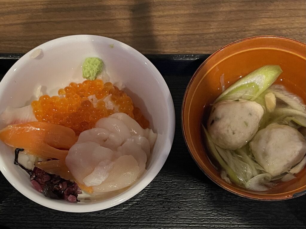 Seafood bowl Otaru breakfast
