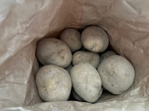 Local potatoes sold at Hot Kimobetsu roadside station